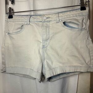 Forever 21 Light Cream Jean Shorts